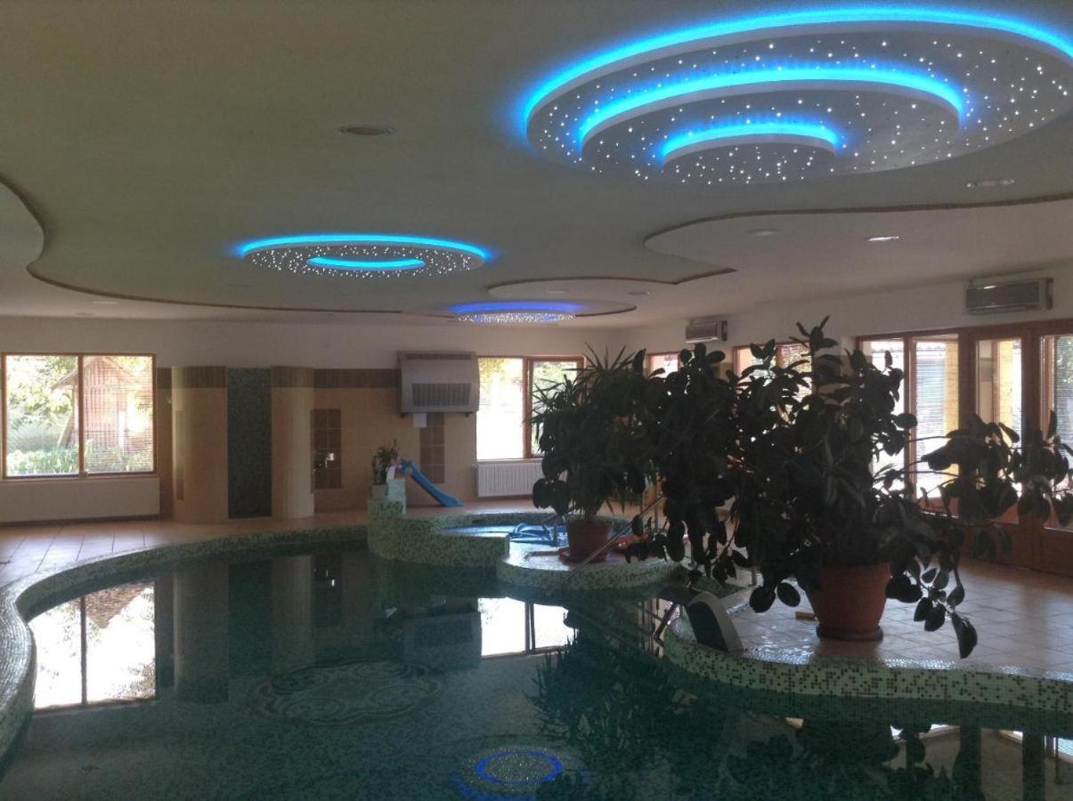 Bornemisza Kuria Wellness Resort Tiszabecs エクステリア 写真